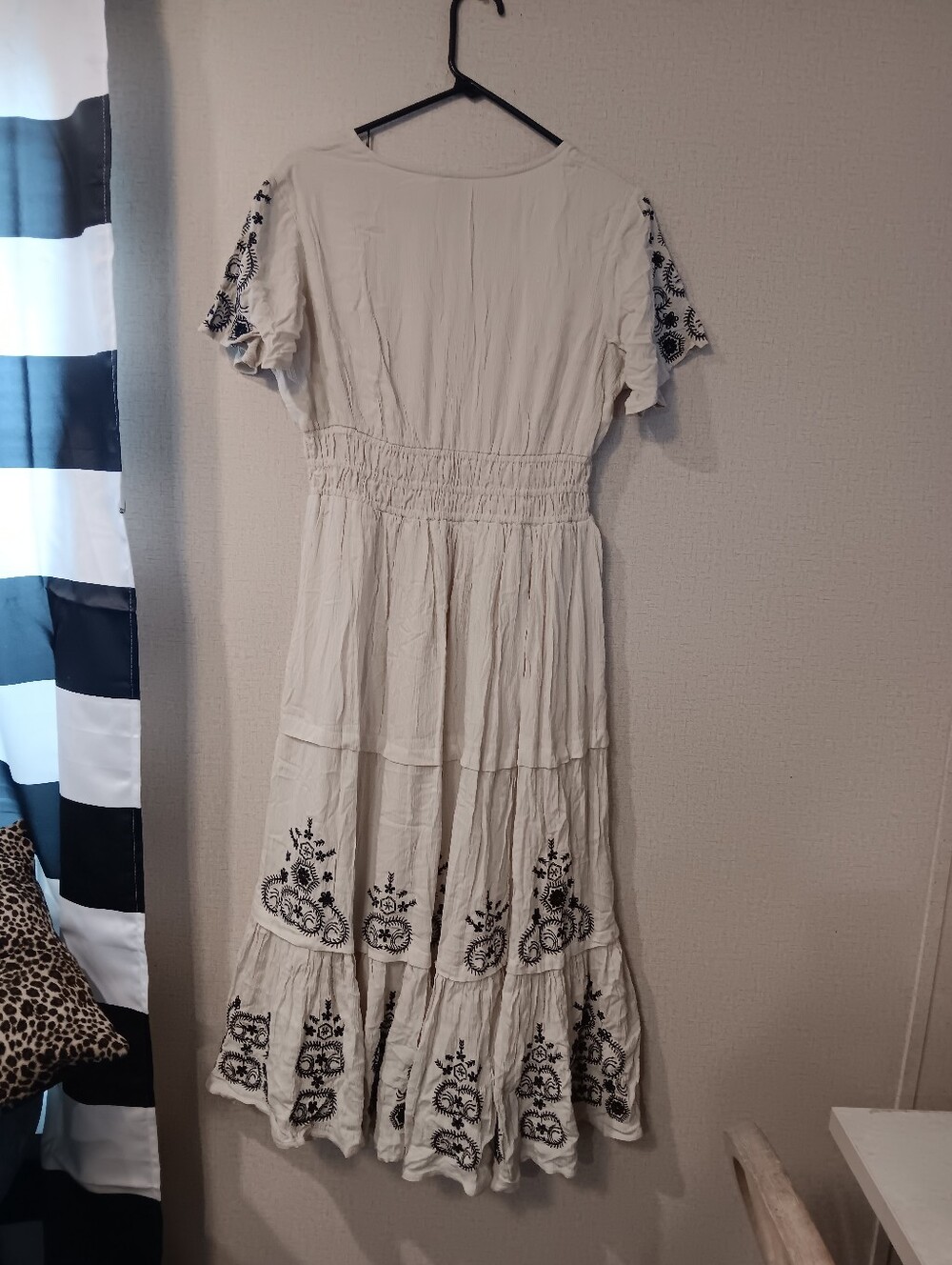 L.O.V. Bohemian Cream Maxi Dress with Black Embroidery Sz S - Picture 5 of 6
